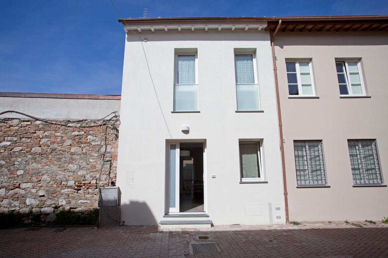 La Casa Del Bottaio Apartment ลุคคา ภายนอก รูปภาพ